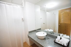 Luckswan resort