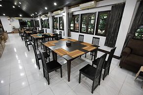 Luckswan resort