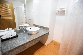 Luckswan resort