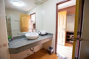 Luckswan resort
