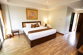 Luckswan resort