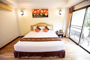 Luckswan resort