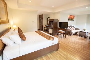 Luckswan resort