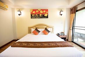 Luckswan resort