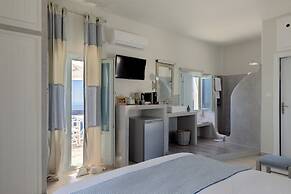 Blue Dolphins Apartments & Suites