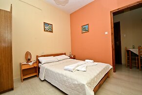 Nina Apartments