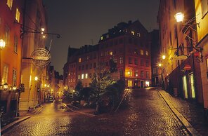 Collectors Victory Apartments