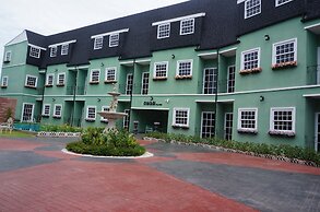 Na Banmae Resort