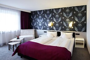 Hotel Hellers Twenty Four 2