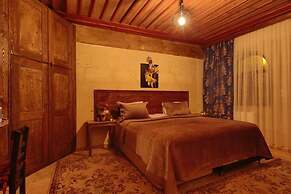 Jerveni Cave Hotel
