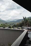 Silverback Lodge