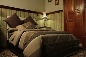 Azcami Boutique Hotel