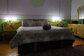 Azcami Boutique Hotel