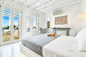 The One Mykonos
