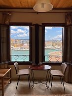 Helena Hotel