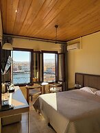 Helena Hotel