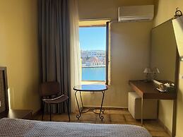 Helena Hotel