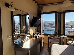 Helena Hotel
