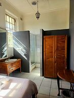 Riverlodge Backpackers