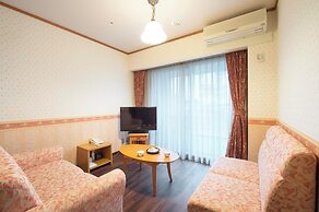 Izu-Kogen Wan Wan Paradise Condominium