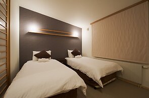 Holiday Niseko Shinsetsu Apartments
