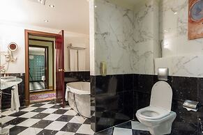 Sunday Suites Excelsior Hotel Deira (formerly Sheraton Deira)