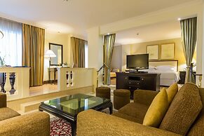 Sunday Suites Excelsior Hotel Deira (formerly Sheraton Deira)