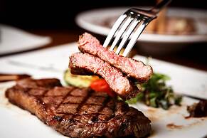 Sunday Suites Excelsior Hotel Deira (formerly Sheraton Deira)
