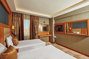 Ilkbal Deluxe Hotel & Spa