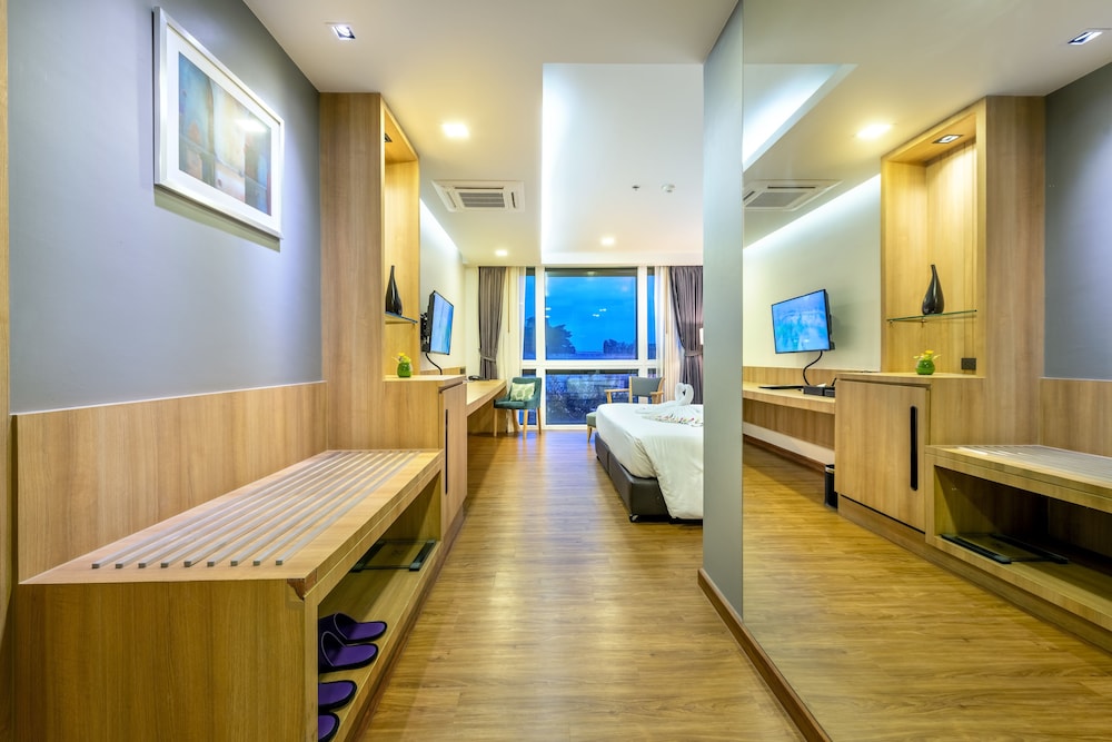 PLAAI Prime Hotel Rayong SHA Extra Plus