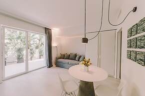 Suite 10 - Home, Design & Spa