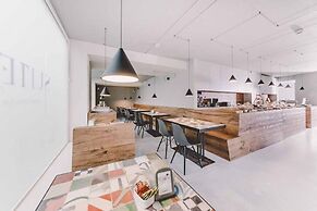 Suite 10 - Home, Design & Spa