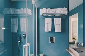Suite 10 - Home, Design & Spa
