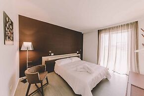 Suite 10 - Home, Design & Spa