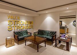 Hotel Saket 27