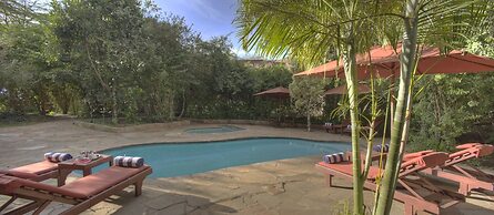 Mara Leisure Camp