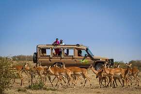Mara Leisure Camp
