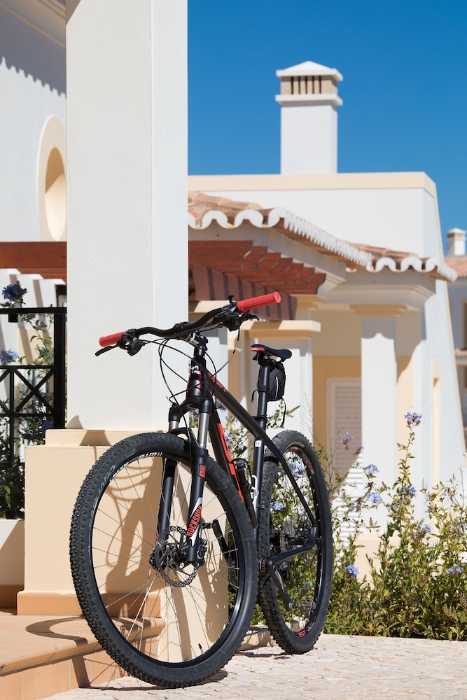 NAU Salema Beach Village