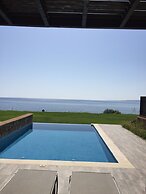 Al Mare Villas