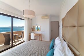 Al Mare Villas