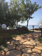 Al Mare Villas