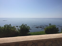 Al Mare Villas