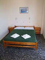 Frini Hotel