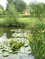 The Hall Farm B & B