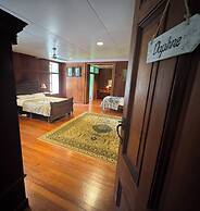 Oceania House