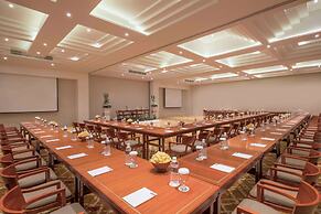 The Bandha Hotel & Suites