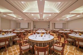 The Bandha Hotel & Suites