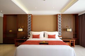 The Bandha Hotel & Suites
