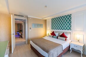 Adenya Hotel & Resort