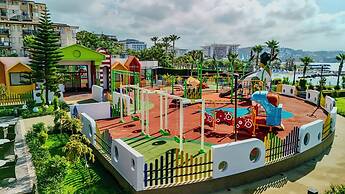 Adenya Hotel & Resort